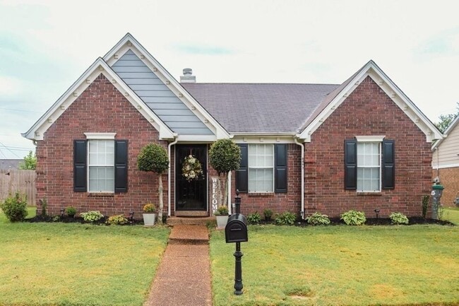 Photo - 8497 Highland Glen Cir N