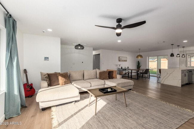 Photo - 4138 W Dahlia Dr