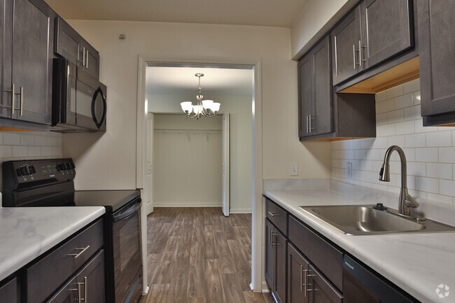 Photo - Crown Pointe