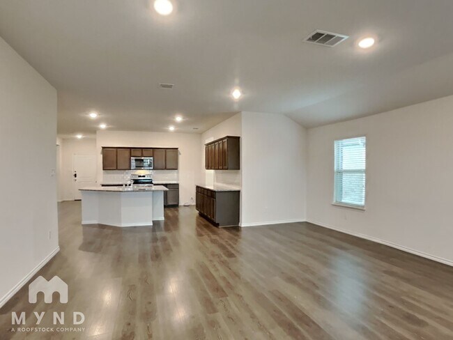 Photo - 4101 Black Canyon Dr