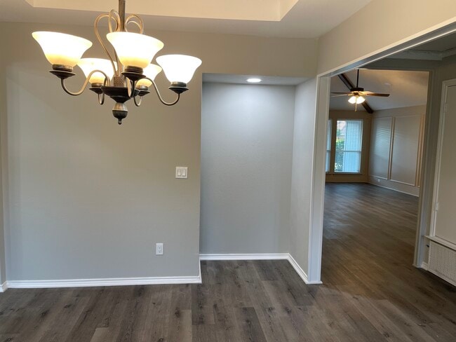 Photo - 807 Rush Creek Dr