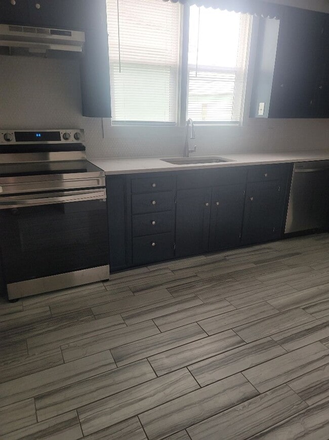 Photo - Hickory Duplex Unit 821 Hickory St