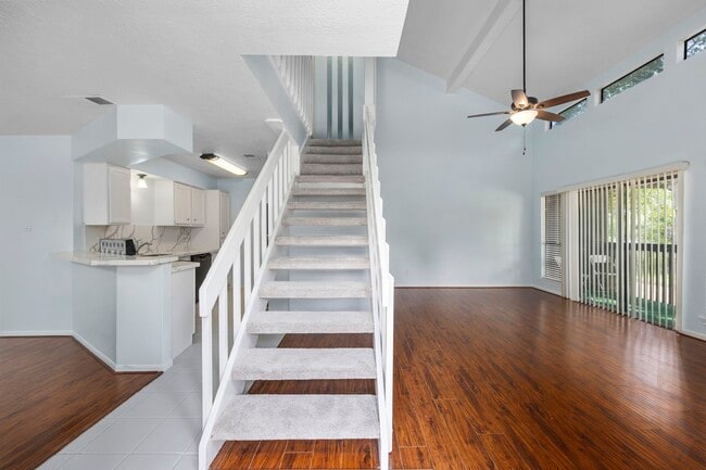 Photo - 12755 Mill Ridge Dr Unidad 301