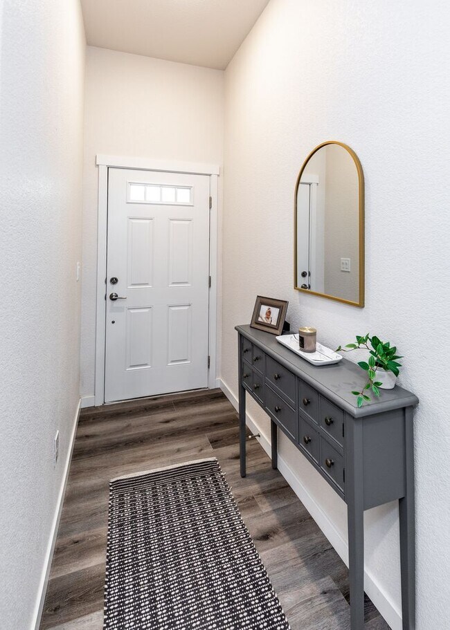 Photo - Fully Furnished 3 Bedroom 2.5 Bath Luxury Townhome by Garden of the Gods