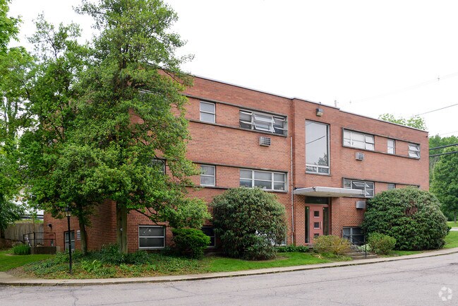 Photo - Beech Crown Apartments