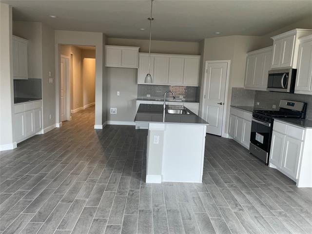 Photo - 1149 Croxley Wy