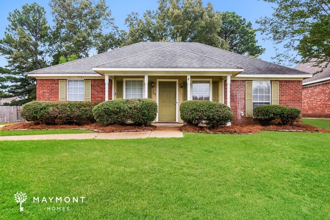Building Photo - 309 White Oak Dr Rental