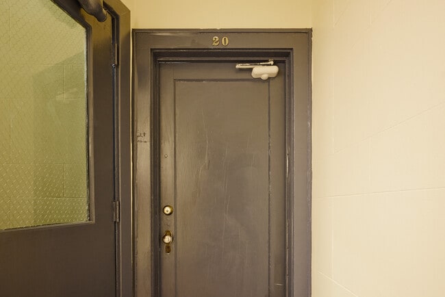 Apartment #20