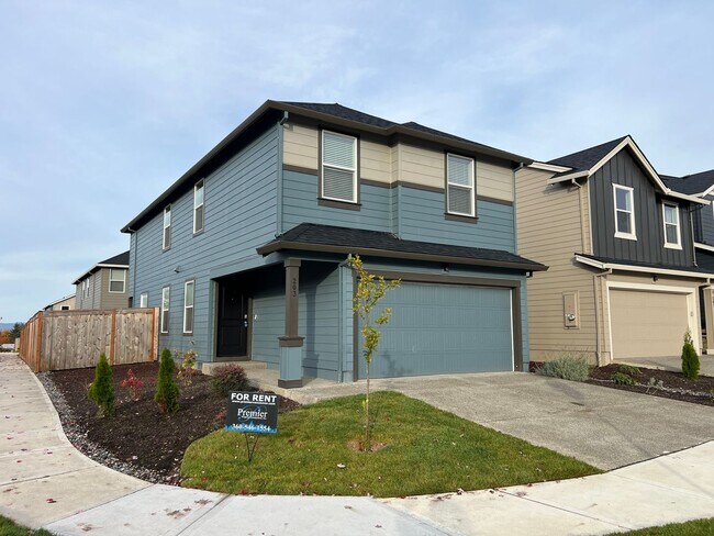 Photo - LIKE NEW Spacious 2 Story Home on Corner Lot - Kemper Grove / Ridgefield, WA