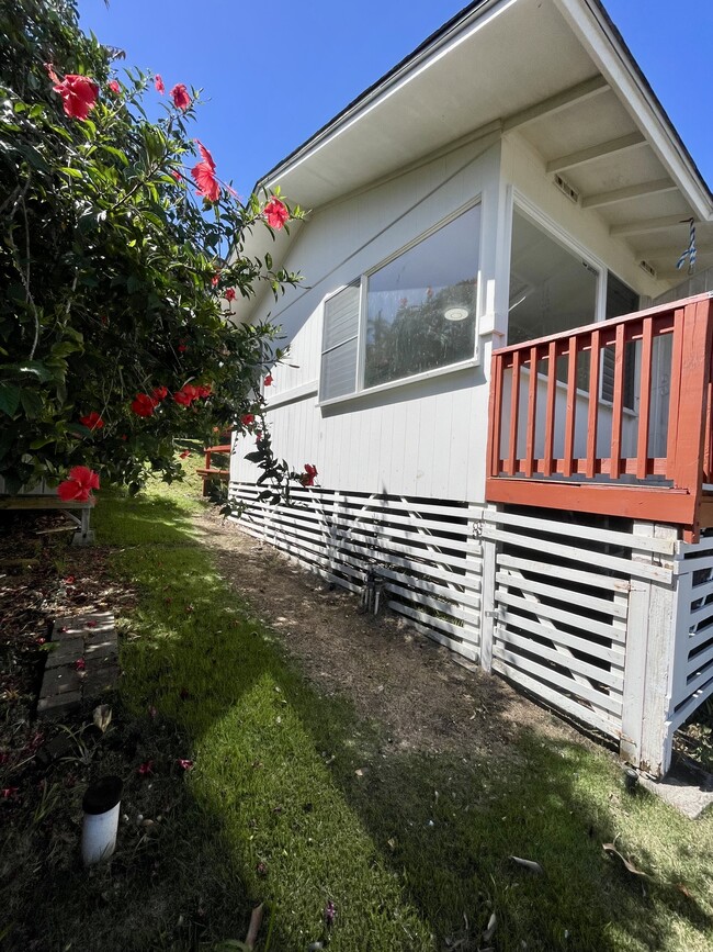 Photo - 2737 Pacific Heights Rd House