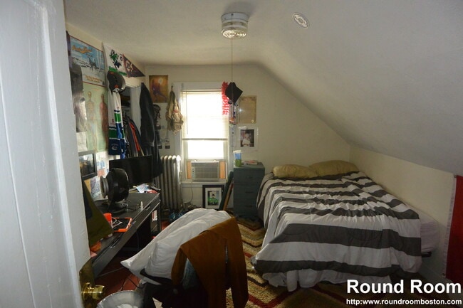34 Linden St