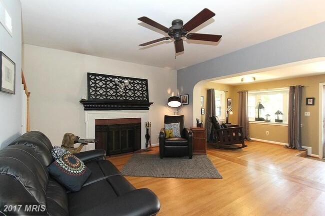 Photo - Wonderful Home in Great Arlington Location!