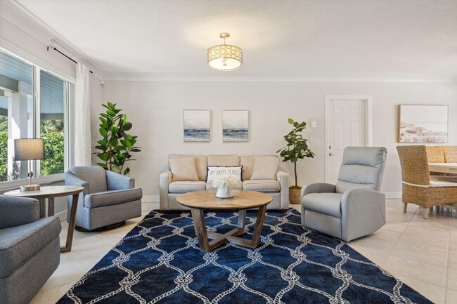 Photo - 2691 NE 18th St