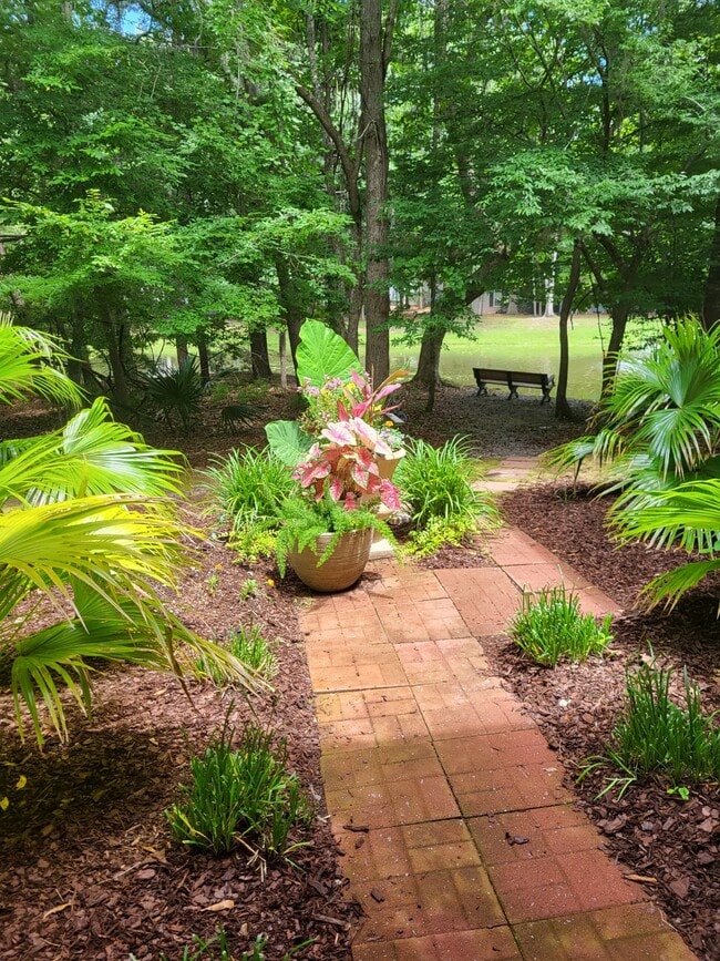 Photo - 407 S Elgin Ct