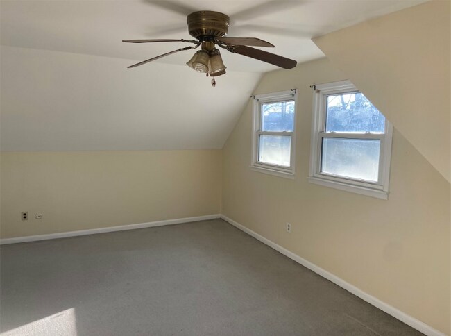 Photo - 5927 Holland Rd