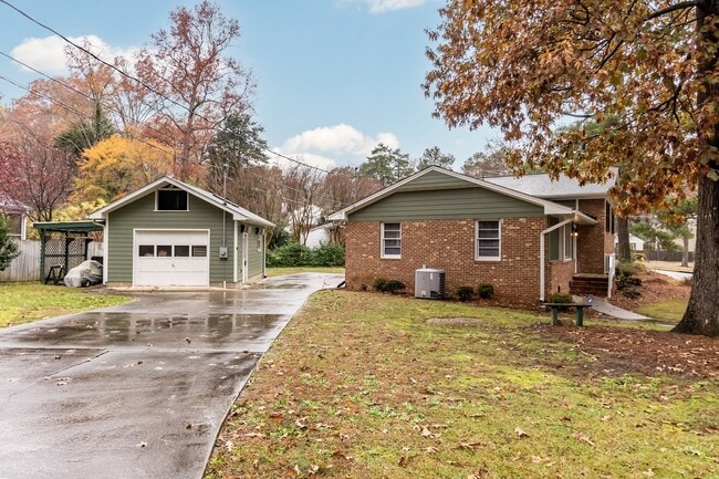 Photo - Beautiful Large Home in the Heart of Raleigh!