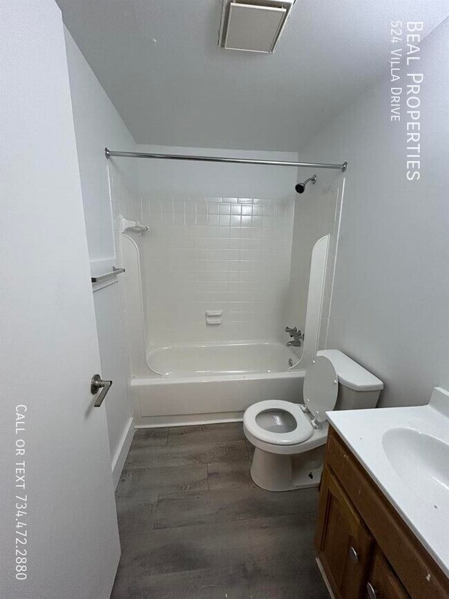 Photo - 524 Villa Dr