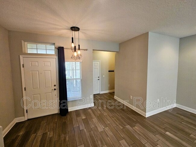 Photo - 30219 Southwell Ln