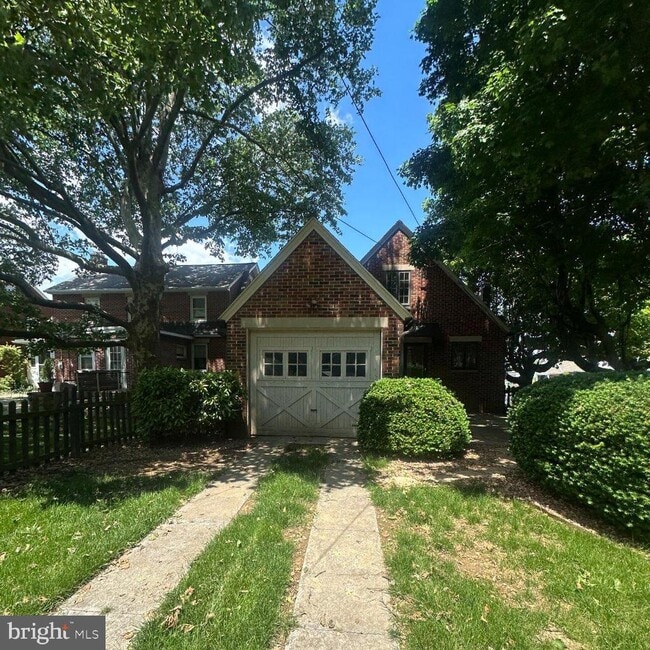 Photo - 528 E Cherry St