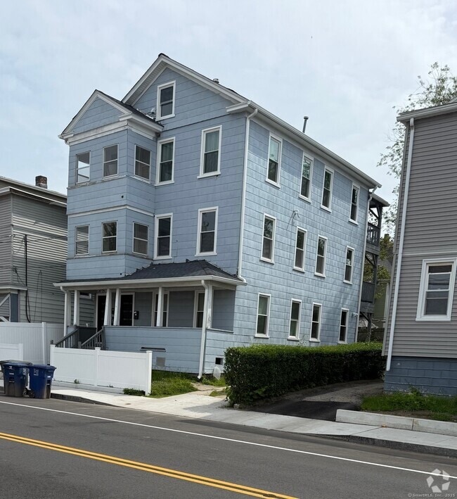 Building Photo - 2076 Seaview Ave Unit 2nd flr Rental