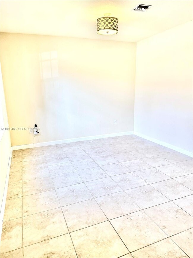 Photo - 3219 SE 5th Ct