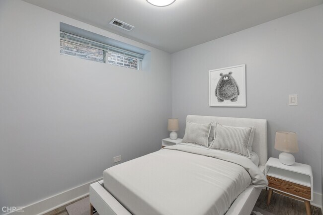 Photo - 1604 W Waveland Ave Unidad 1