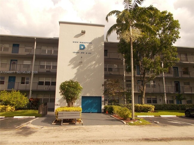 Building Photo - 13450 SW 3rd St Unit 212D