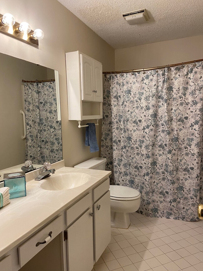 Photo - 3812 Summerwood Ct Townhome