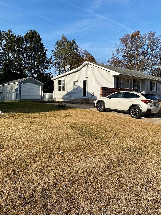 Photo - 134 Lynch Farm Dr