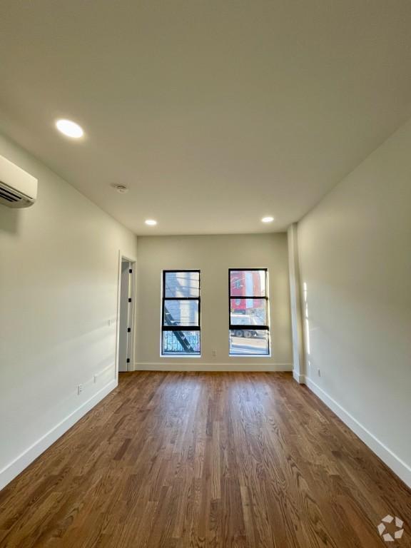 Building Photo - 2 bedroom in BROOKLYN NY 11237 Unit 2F Rental