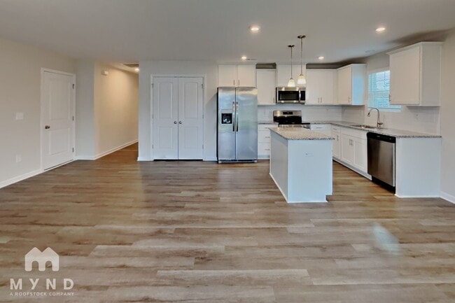 Photo - 6823 Hardwick Ln