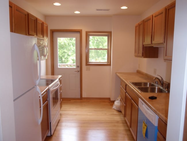 Building Photo - 520-524 S Park St Unit 522-201 Rental
