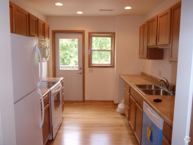 Building Photo - 520-524 S Park St Unit 522-201 Rental
