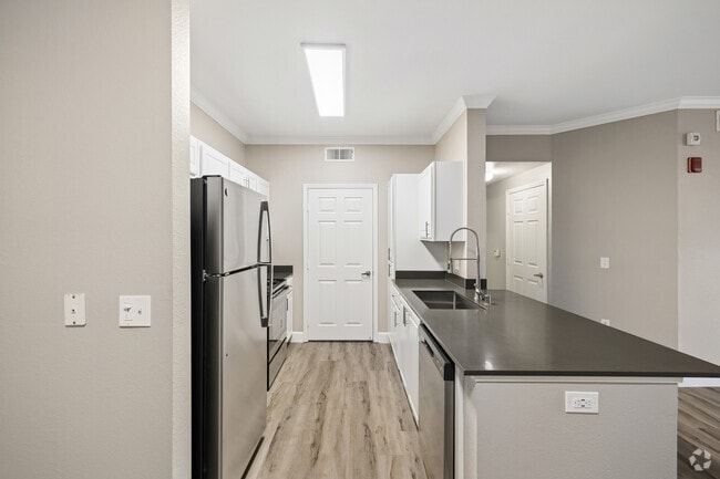 2BR, 2BA - 1,136SF - Kitchen
