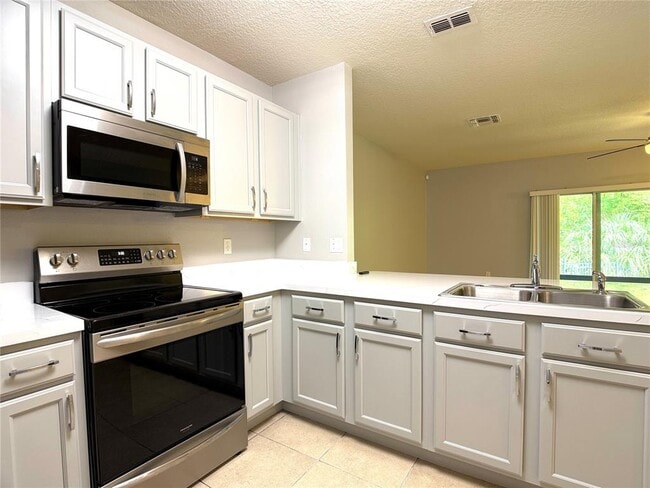 Photo - 447 Arbor Lakes Dr