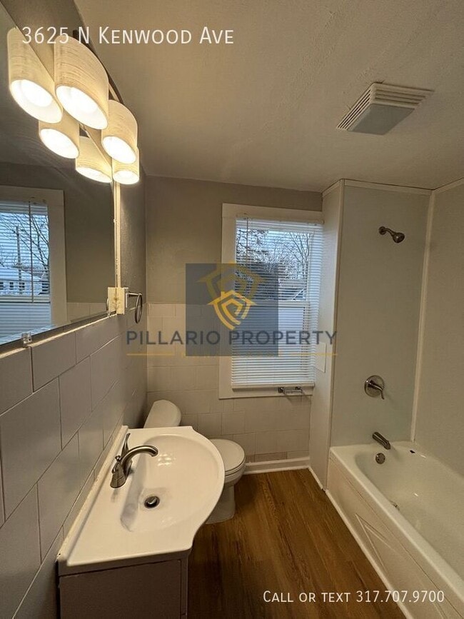 Photo - 3625 N Kenwood Ave