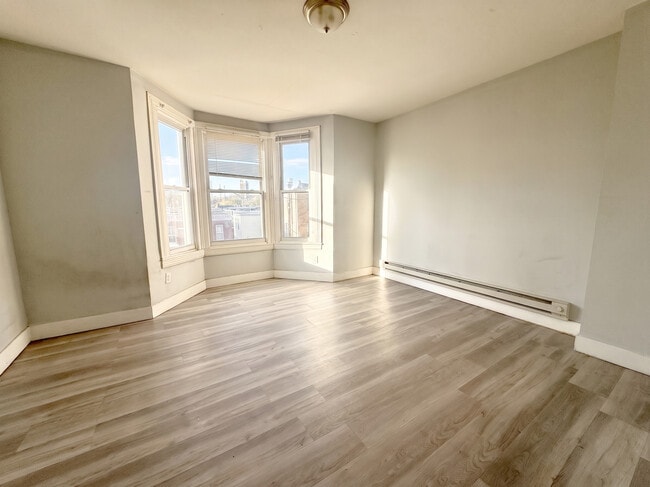 Photo - 5210 Master St Unit 2