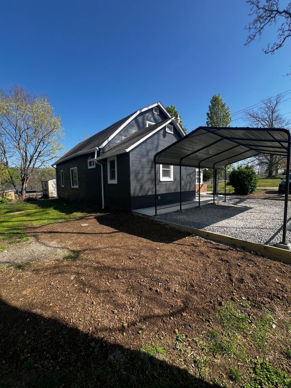 Photo - 1801 Woodson Dr SW