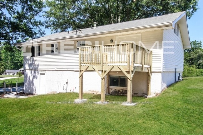 Photo - 3017 Park Ln