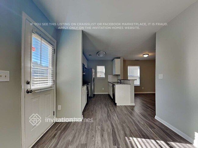 Photo - 3926 Damask Drive