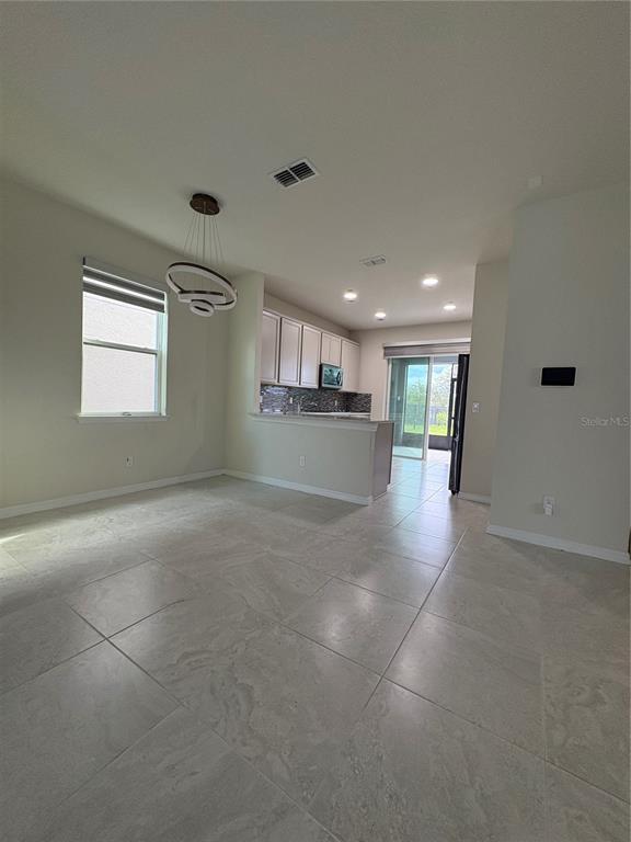 Photo - 2294 Nuthatch St