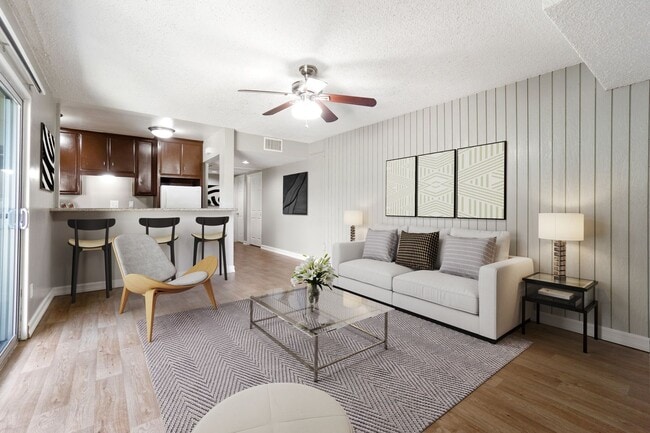 Photo - The Molokai Apartments