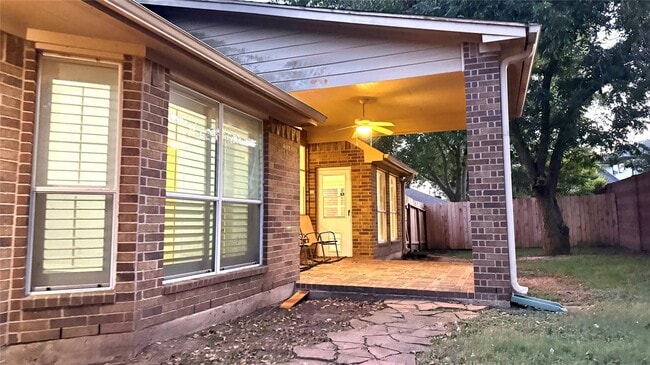 Photo - 931 Opal Chase Dr