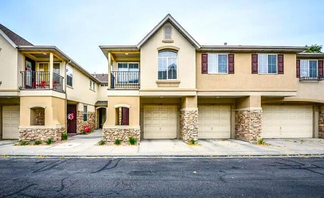 Photo - 6787 Harbonne Ln Townhome