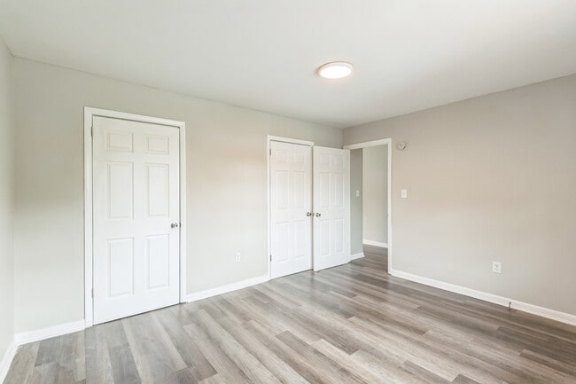 Photo - 105 Walnut Street