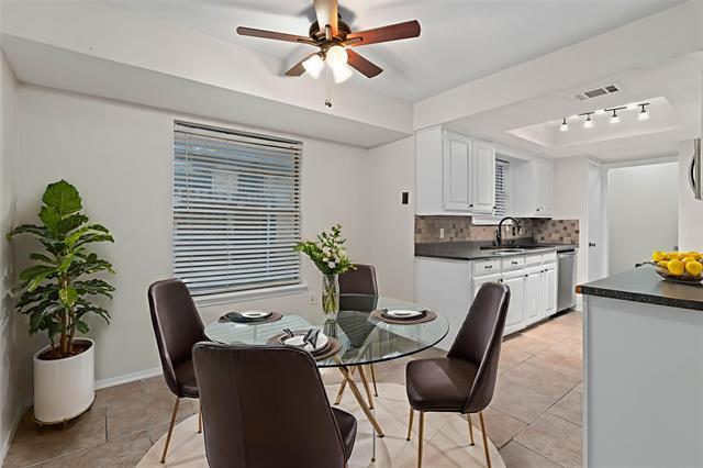 Photo - 1304 Bradley Ct