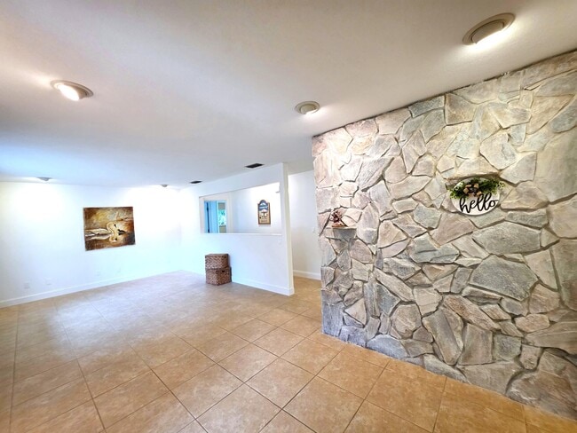 Photo - 3350 57th Ave