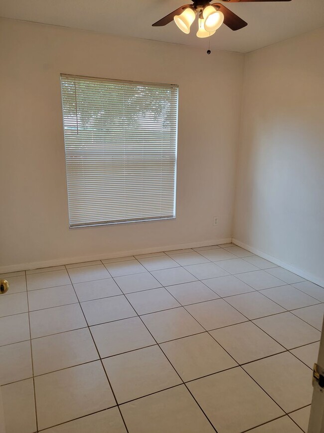 Photo - Spacious, Bright & Move-In Ready Home in Clermont!