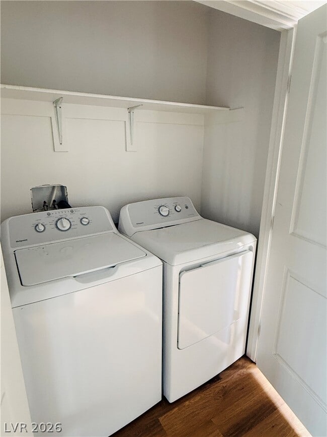 Photo - 2021 E Ambush St