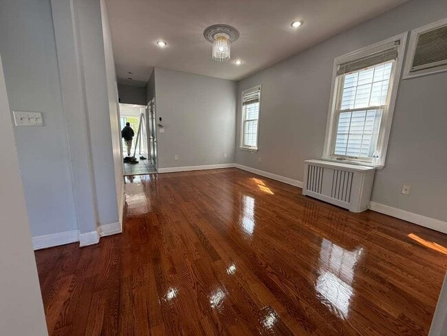 Photo - 18 W 49th St Unit 2